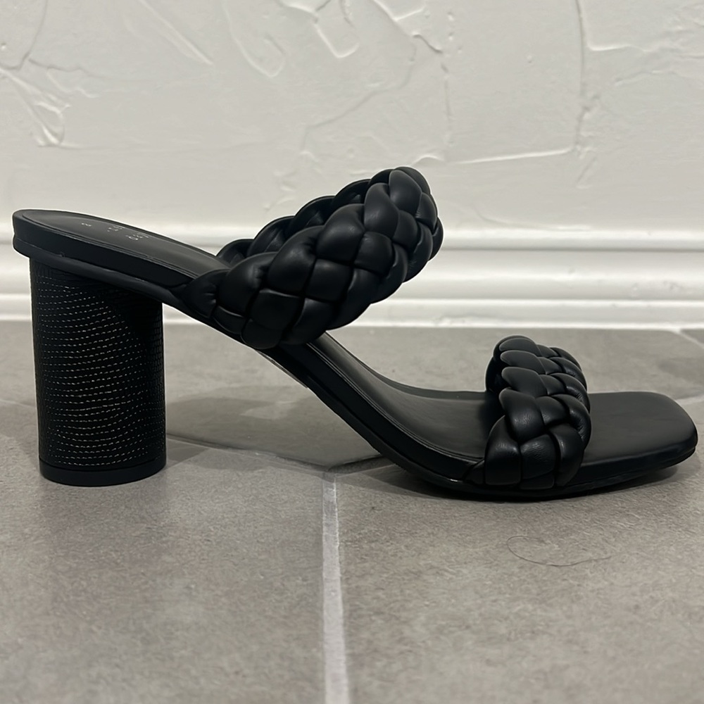 Black braided heels, rounded square toe